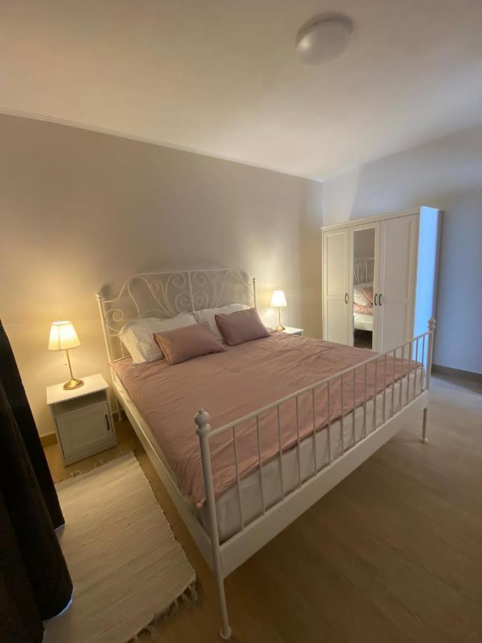 Apartmani Cvita Neviđane Kültér fotó